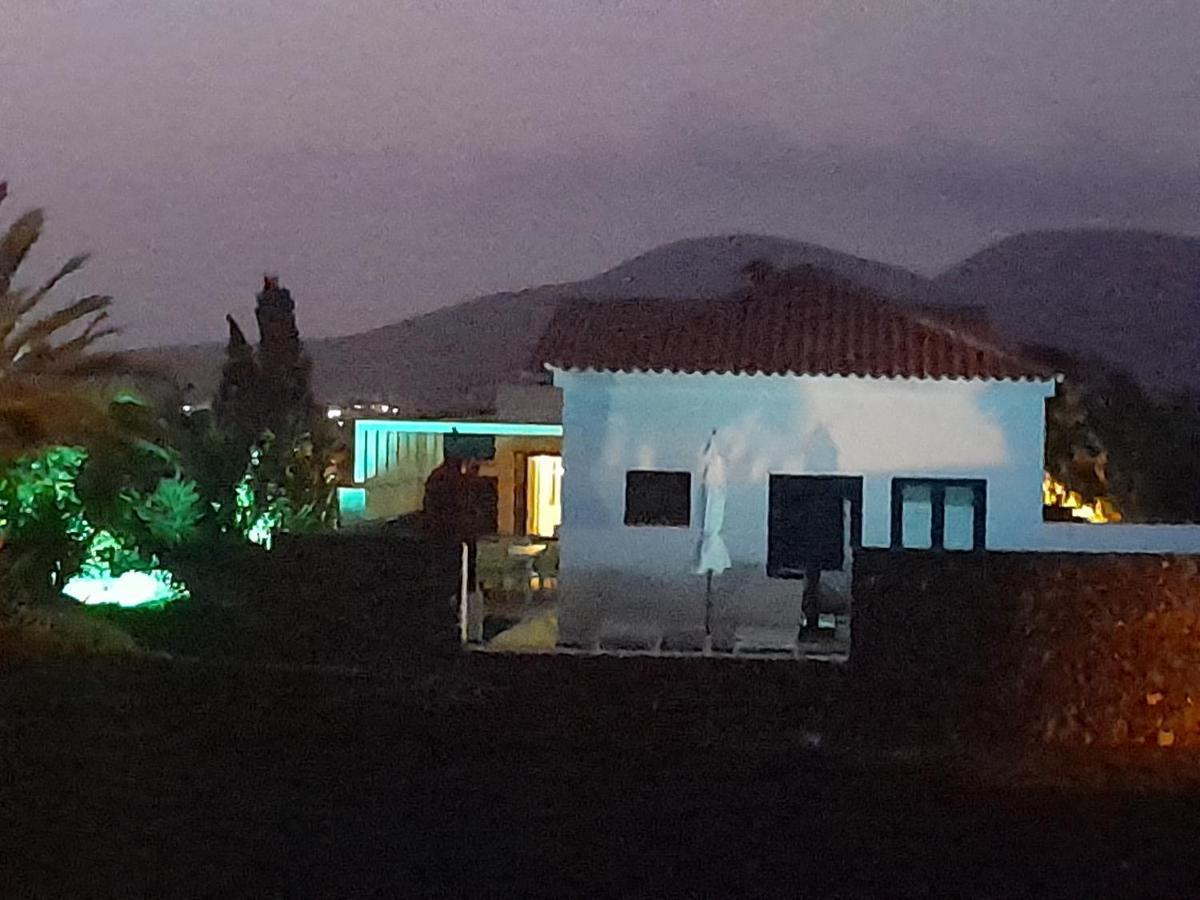 Surfwhitehouse Vila Lajares Exterior foto