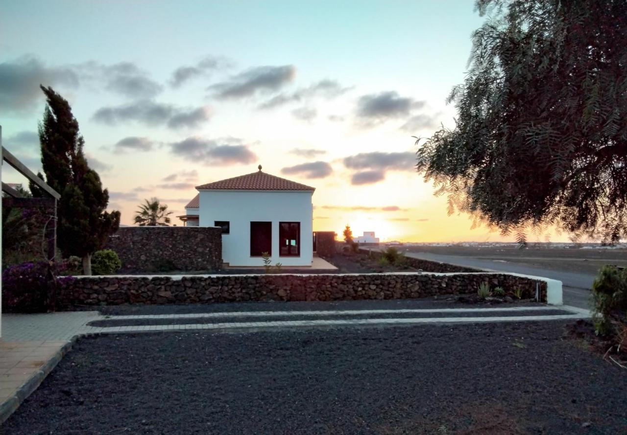 Surfwhitehouse Vila Lajares Exterior foto